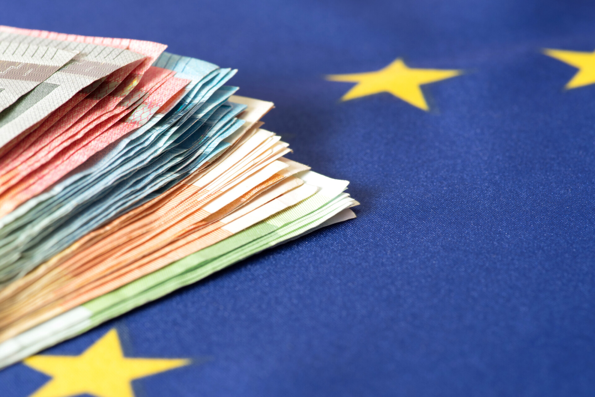 Nieuwe EU wetgeving Tegen Witwassen Heeft Invloed Op Nederlandse Wwft